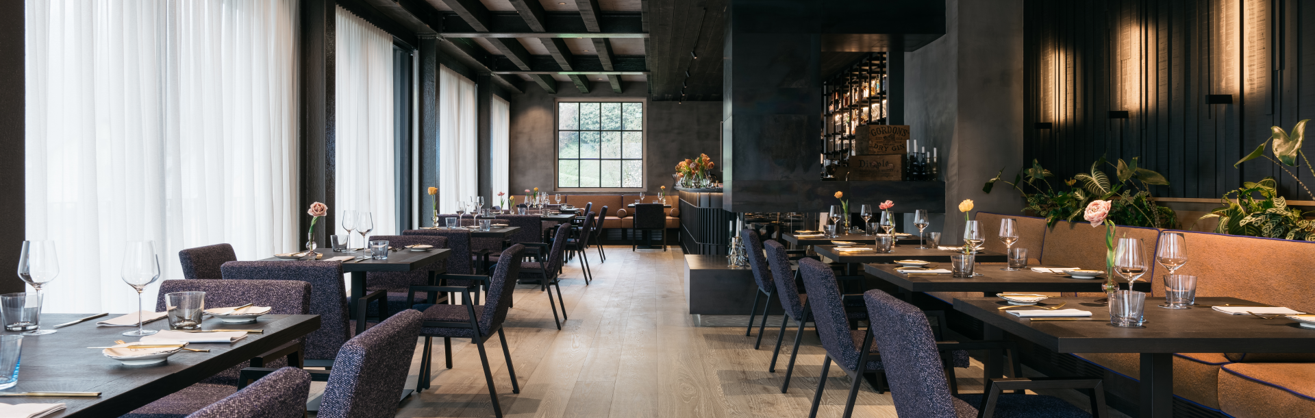 Alle Bereiche des Hotels sind in einem spannenden Mix aus modernem Design und Vintage-Ästhetik gestaltet. | © Refugium Lunz / Gregor Hofbauer Alle Bereiche des Hotels sind in einem spannenden Mix aus modernem Design und Vintage-Ästhetik gestaltet. | © Refugium Lunz / Gregor Hofbauer